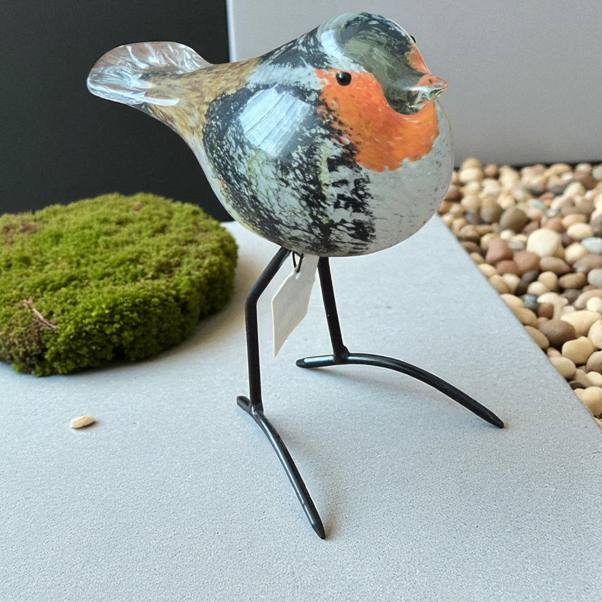 Staande roodborst van massief glas