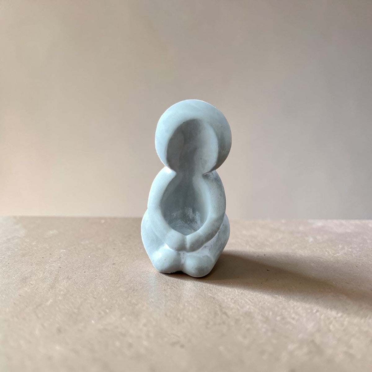 Hug kaarsenhouder grijs - 8 cm