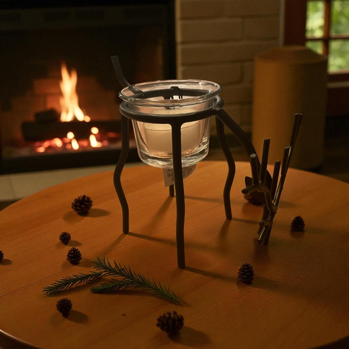 🦌 Waxinelichthouder grazend rendier van metaal – 11 cm