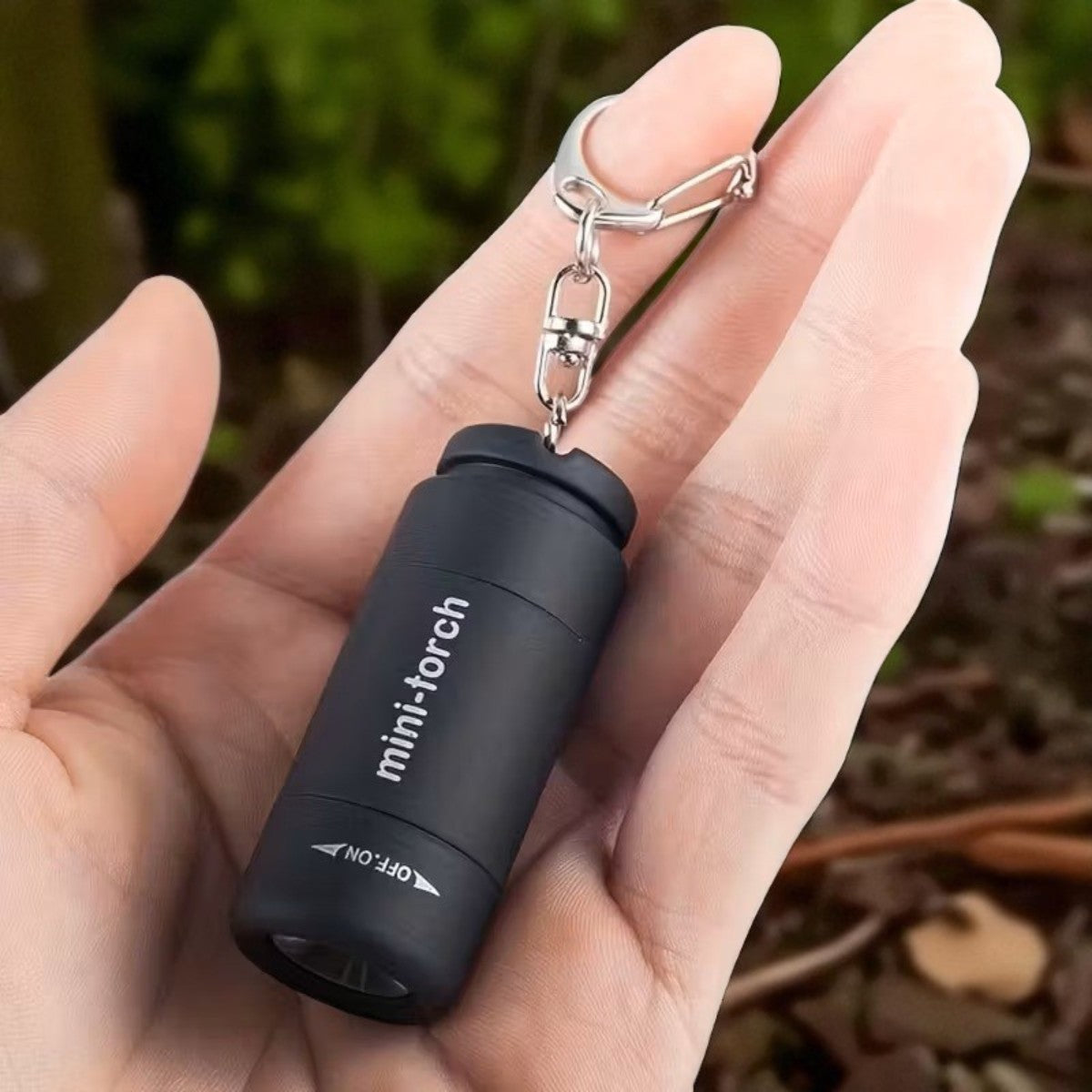 LED Sleutelhanger Zaklamp – USB Oplaadbaar en Compact