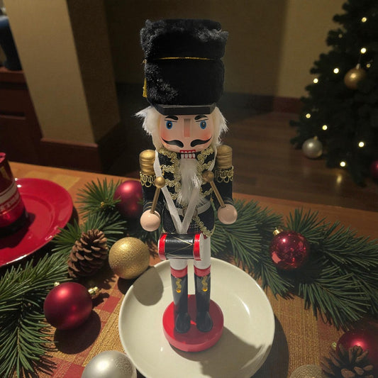 🎄 Traditionele houten notenkraker met trommel – 30 cm